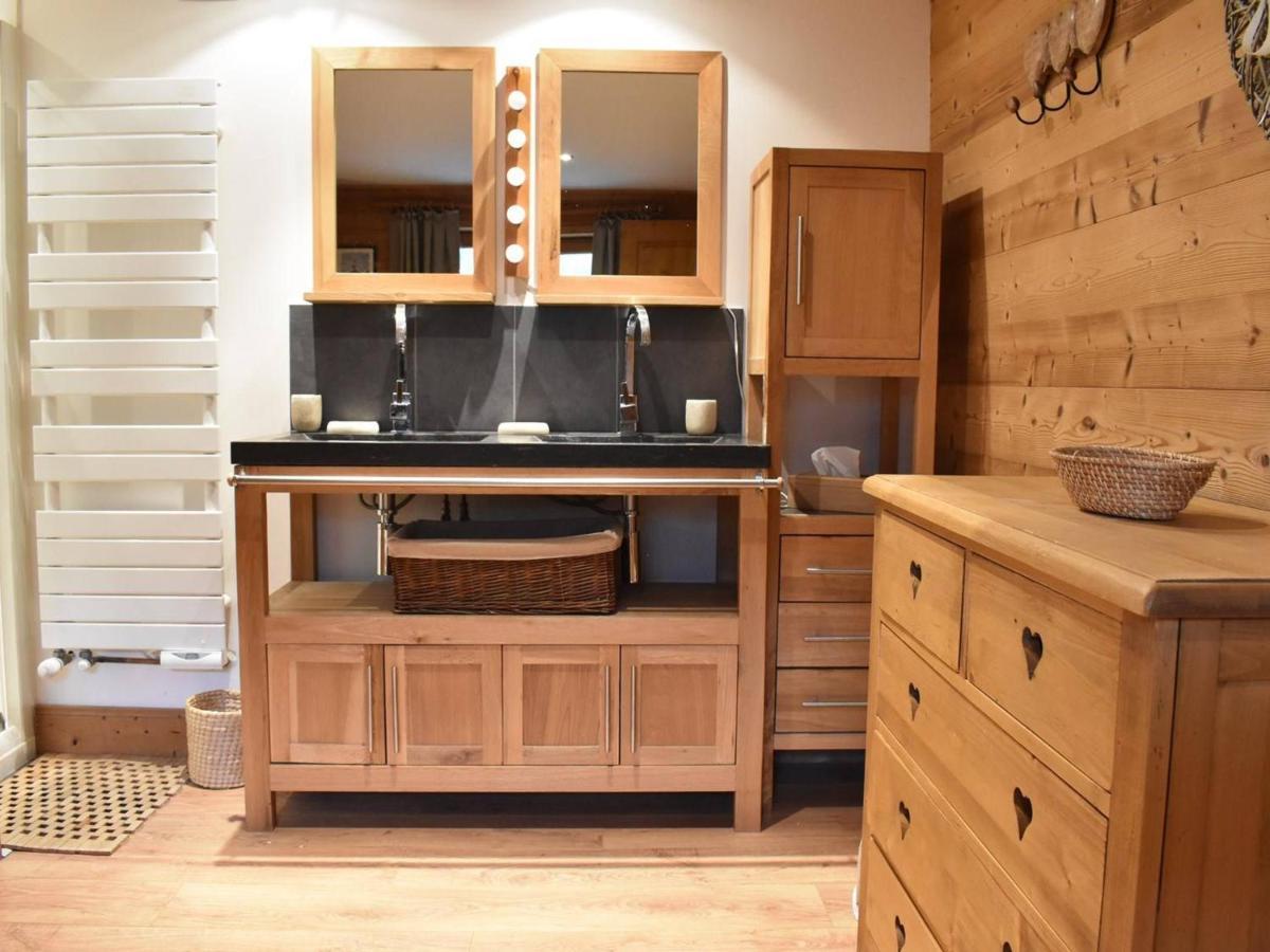 Appartement Cosy Avec Cheminee, Terrasse Et Parking, Proche Pistes Et Commerces - Meribel - Fr-1-180-552 エクステリア 写真